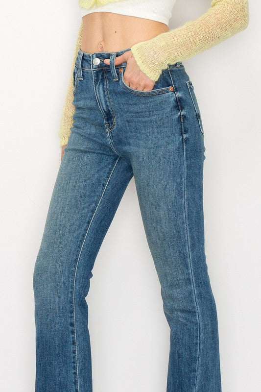 HIGHRISE BOOT CUT JEANS